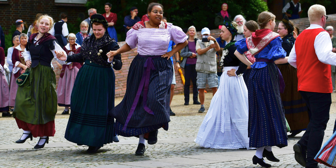 Tanz beim Landestrachtenfest