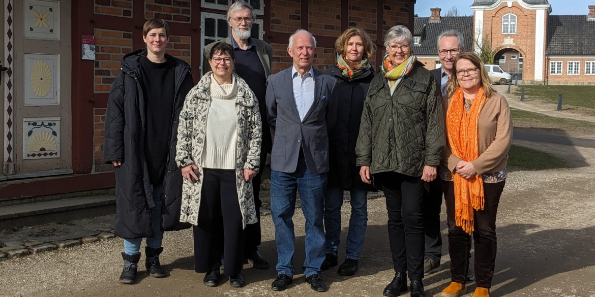 Mitglieder der Jury, Initiatoren und Schirmherrin beim Auftakt im Freilichtmuseum Molfsee