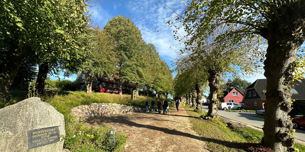 Dorfplatz Dunkelsdorf (Ahrensbök)